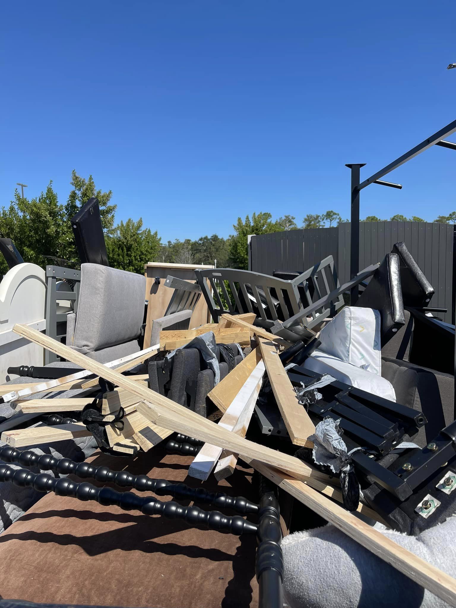 Big or Small – We Haul it All in Cape Coral and Surrounding Areas